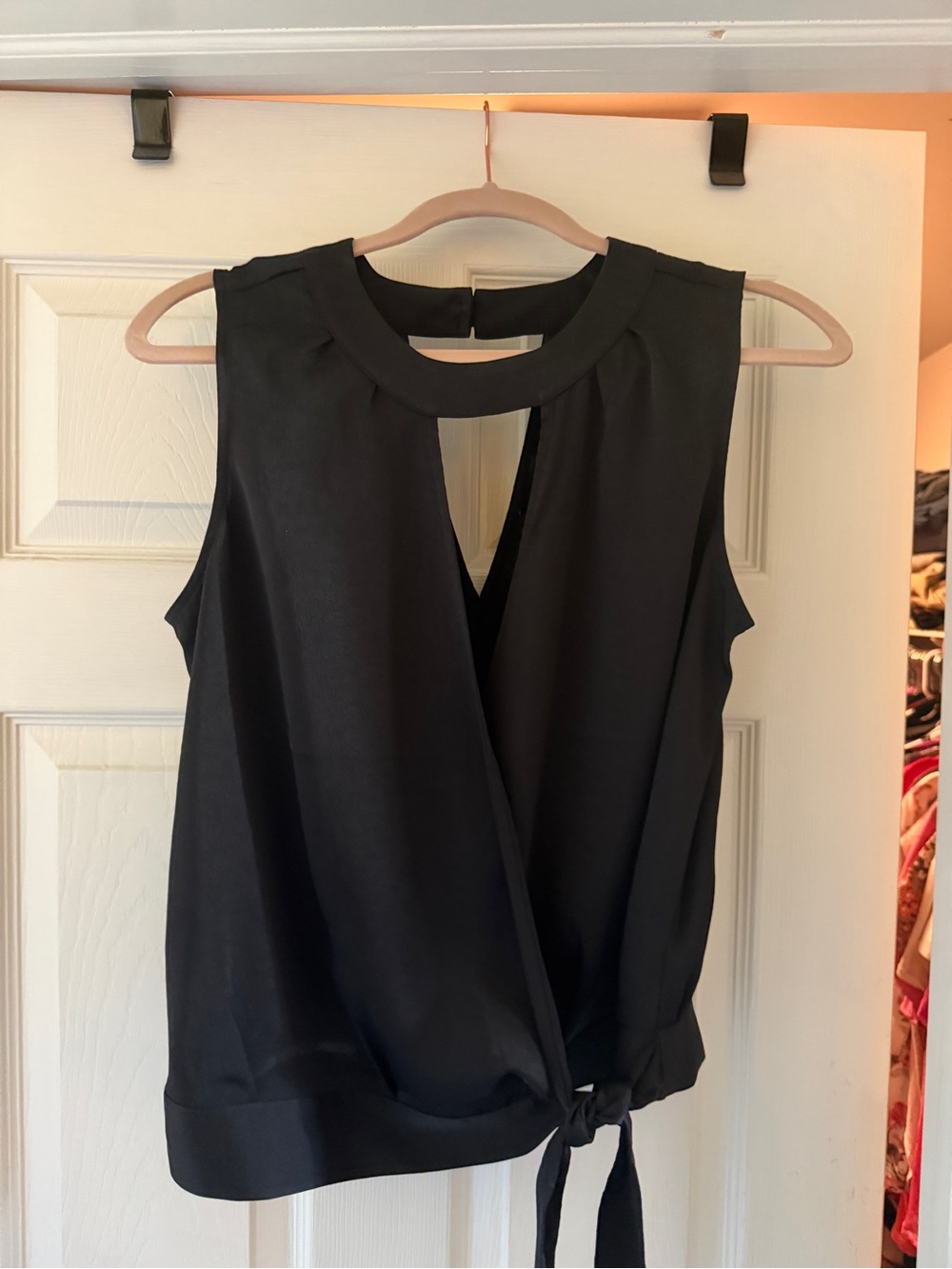 Express Black Sleeveless Wrap Tie-Hem Blouse - M